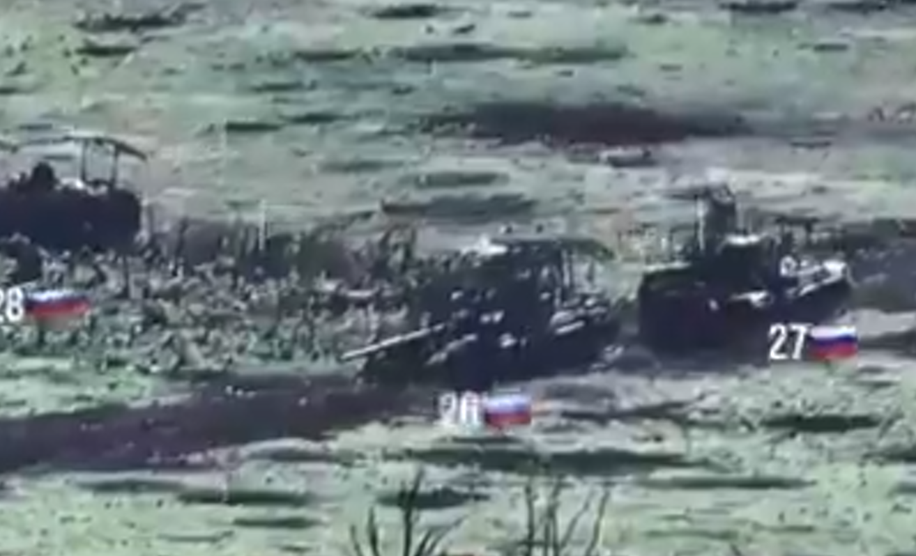Уништени руски тенкови...