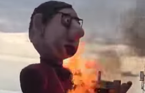 Лутка са ликом Вучића - спаљено у Хрватској други пут заредом!