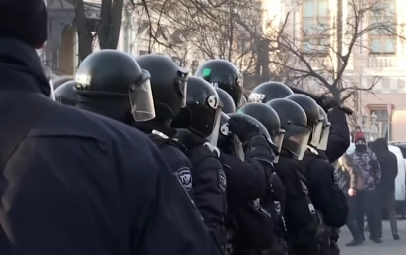 Ukrajinska policija (Foto: Skrinšot)